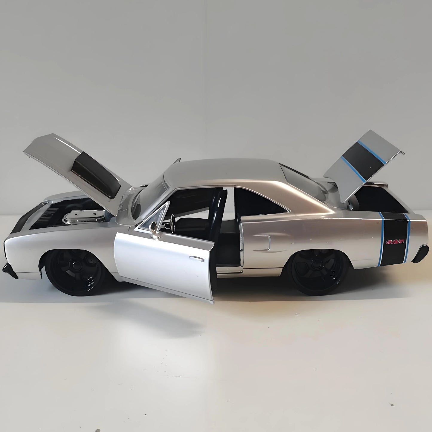 1:24 Plymouth Road Runner 1970