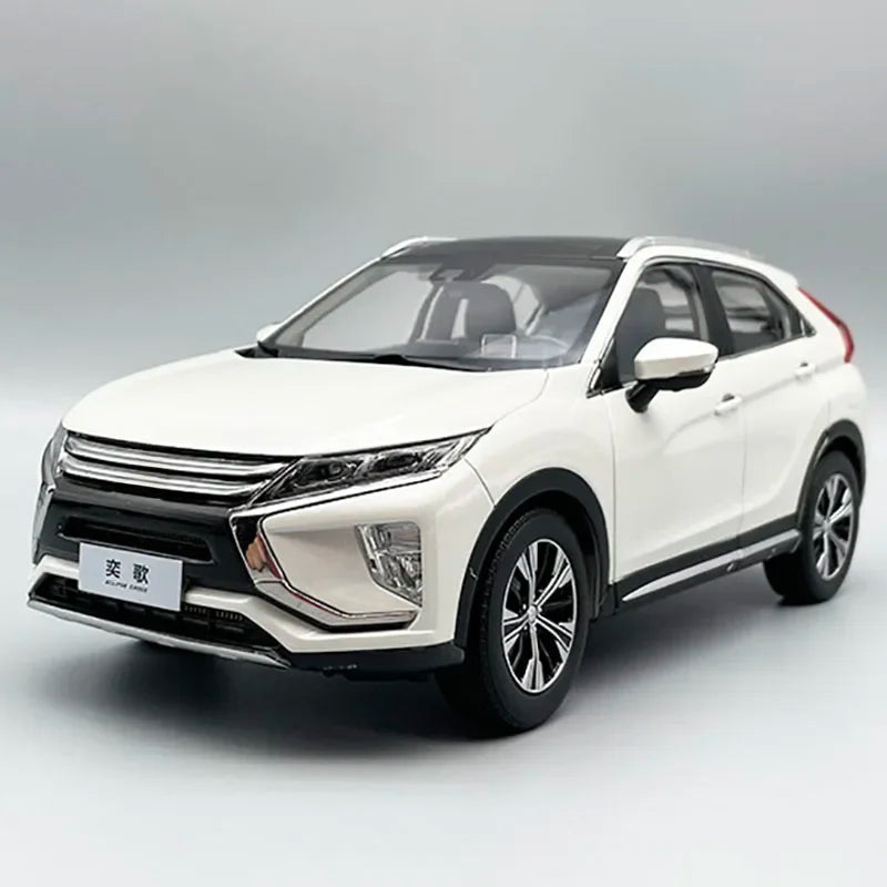 1:18 Mitsubishi Eclipse Cross