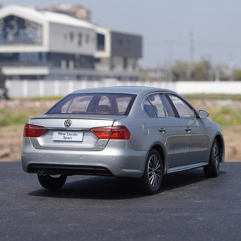 1:18 Volkswagen Lavida Sport