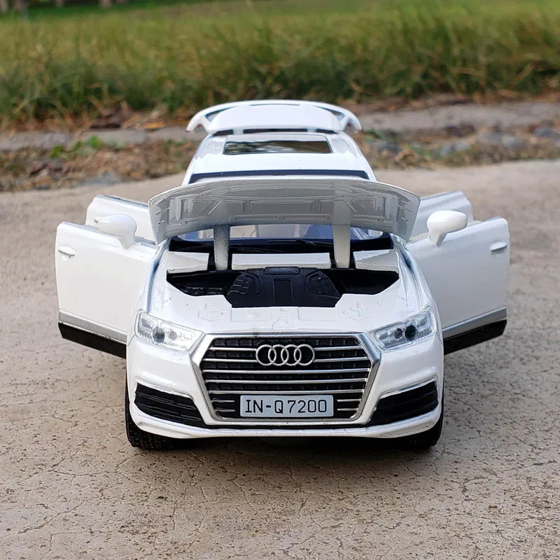 1:32 Audi Q7