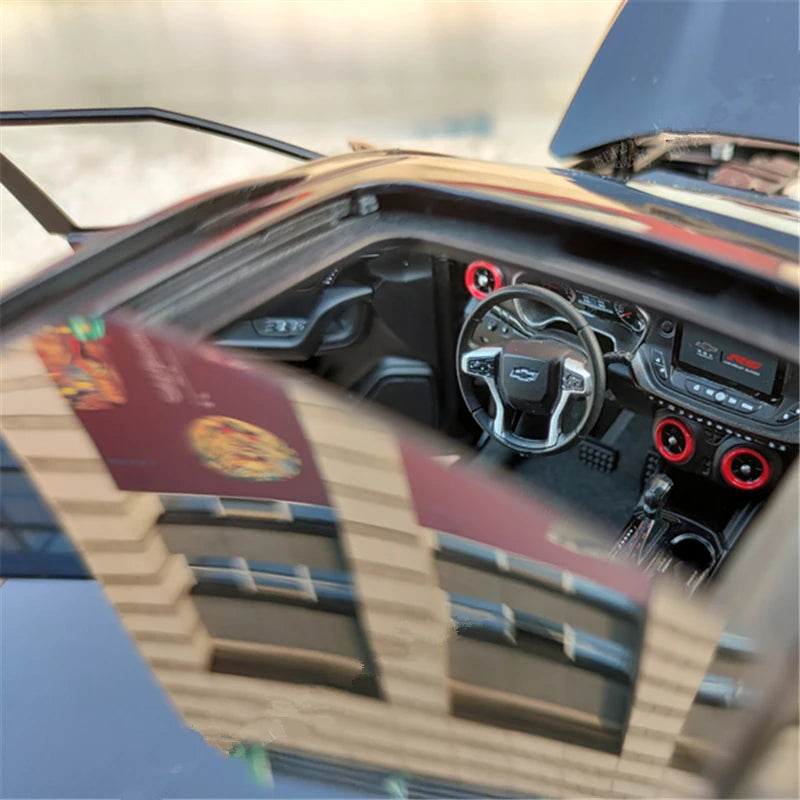 1:18 Chevrolet Blazer
