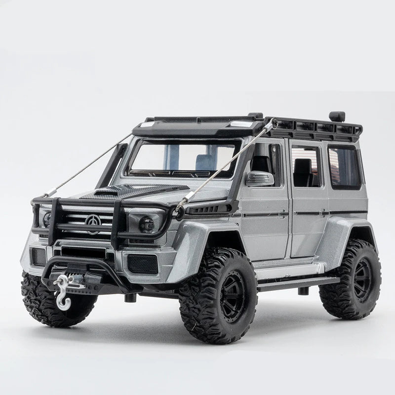 1:22 Mercedes-Benz G550