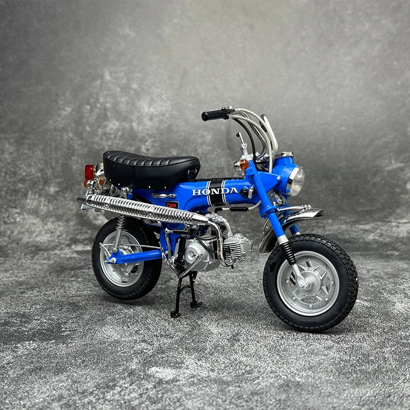 1:10 DAX Honda ST50 1969