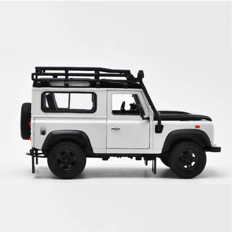 1:24 Land Rover Defender