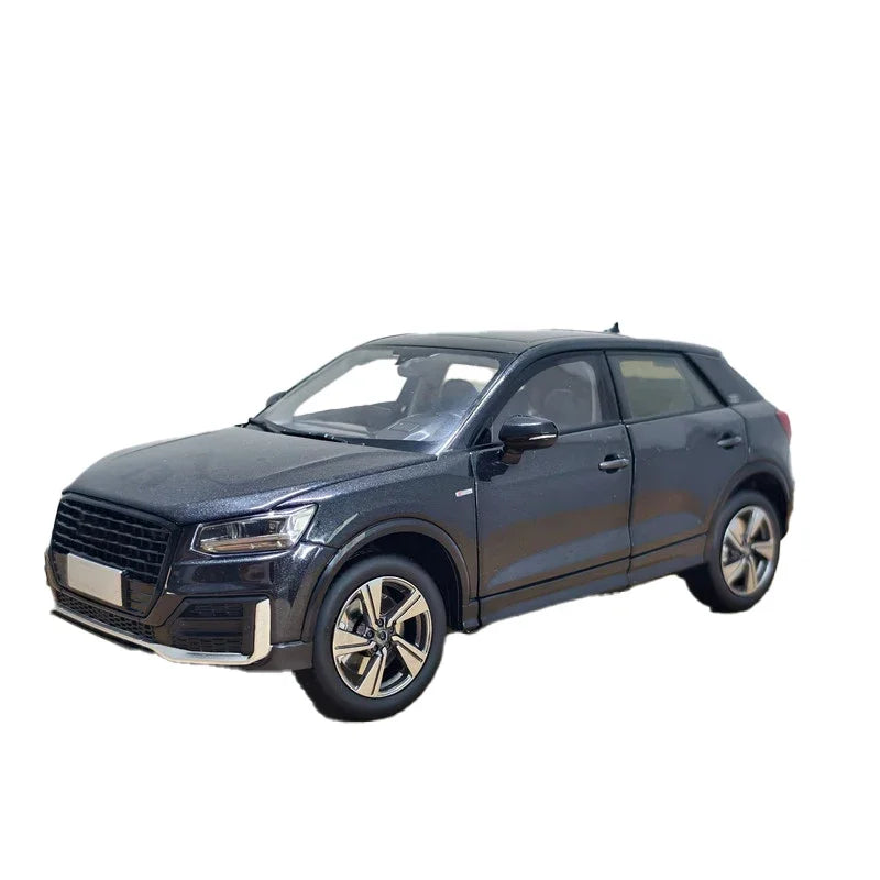 1:18 Audi Q2L