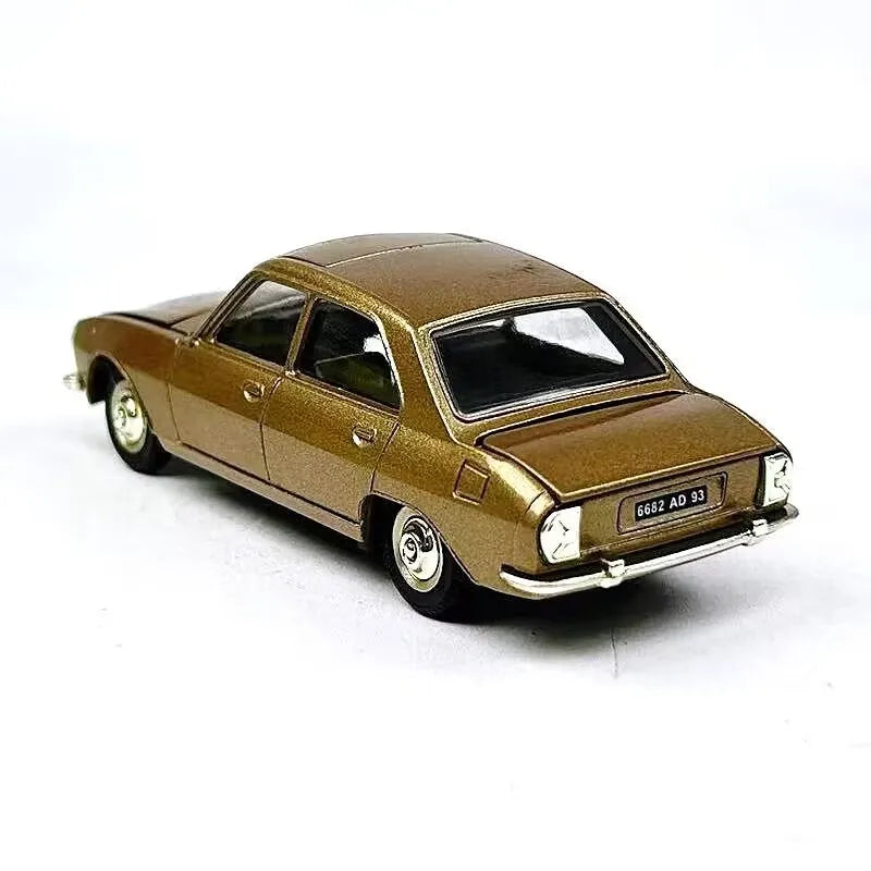 1:43 Peugeot 504
