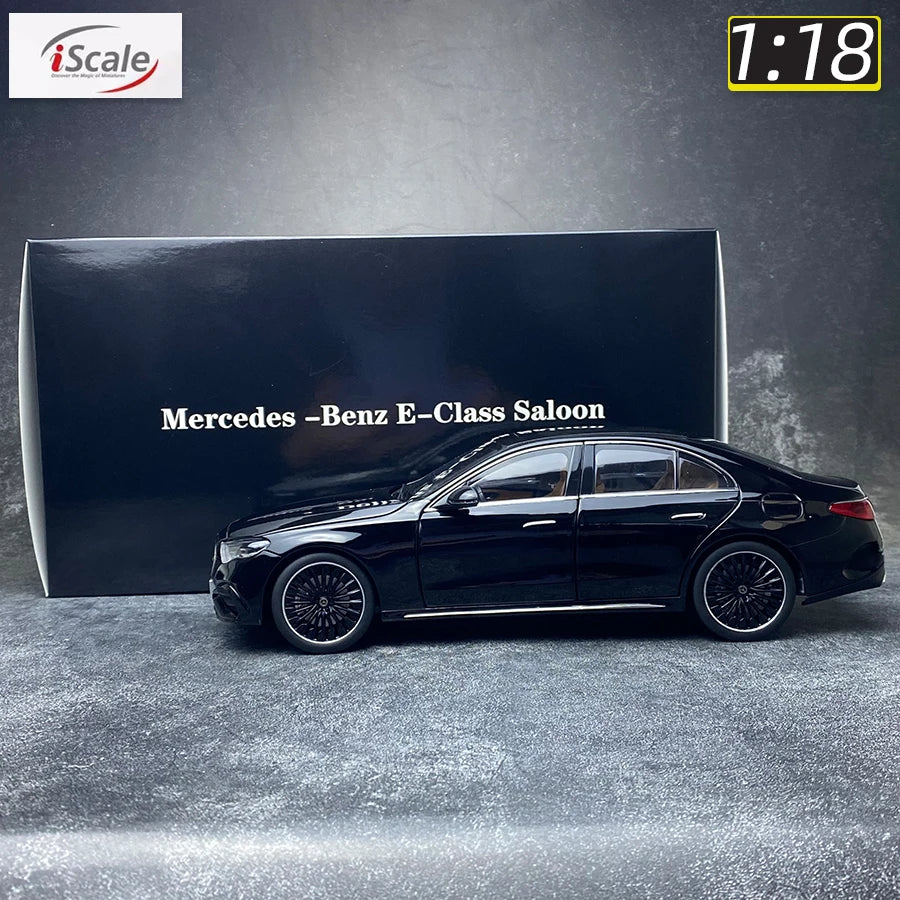 1:18 Mercedes-Benz E-Class E450 W214