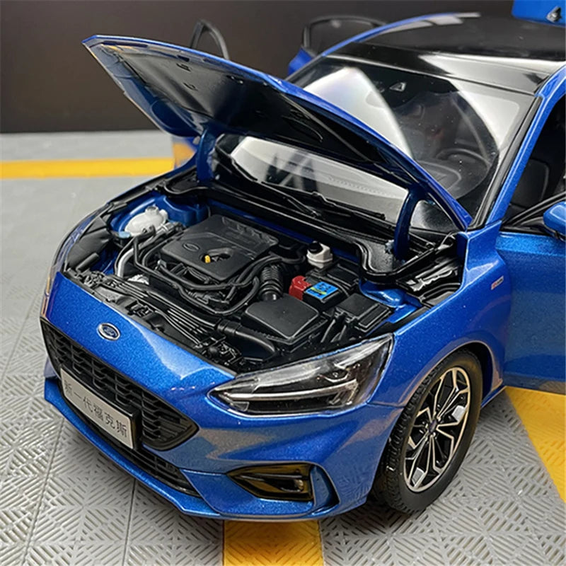 1:18 Ford Focus