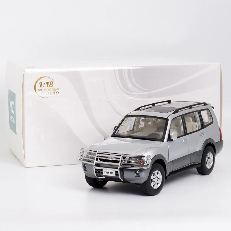 1:18 Mitsubishi Pajero V73