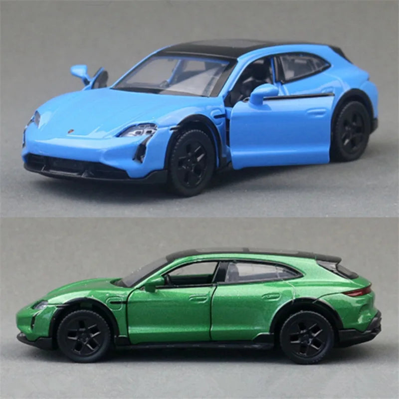 1:36 Porsche Taycan Turbo S