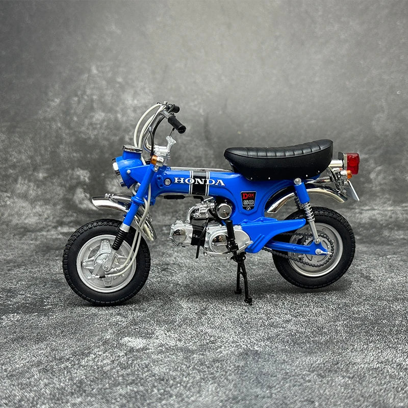1:10 DAX Honda ST50 1969