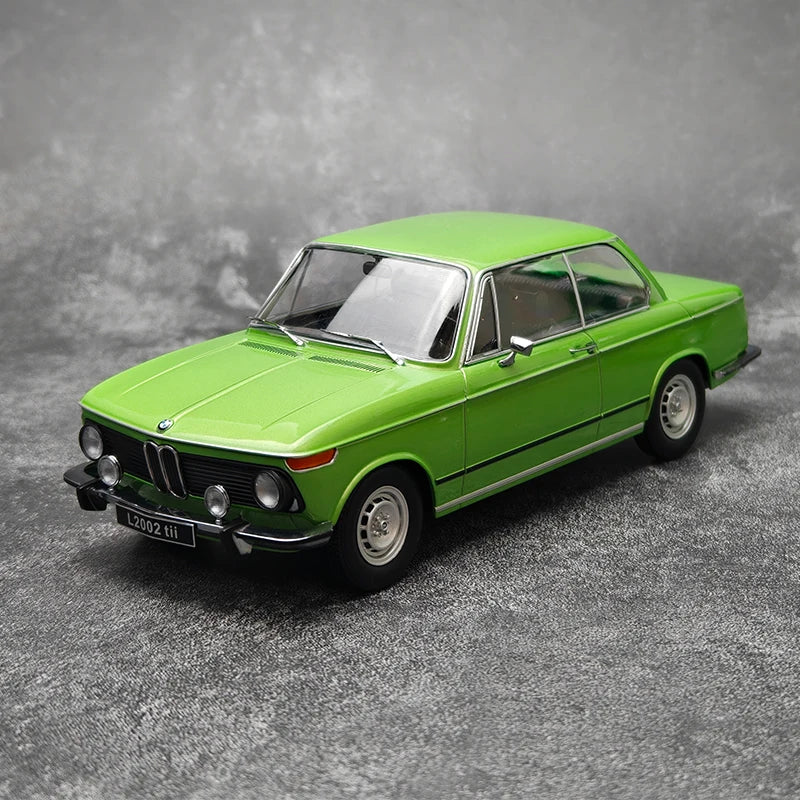 1:18 BMW 2002 1602/L2002ti