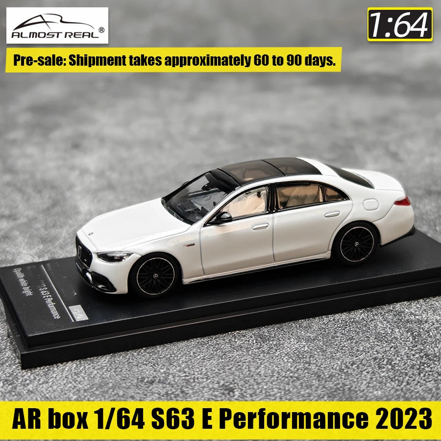 1:64 Mercedes-Benz S63 E Performance 2023
