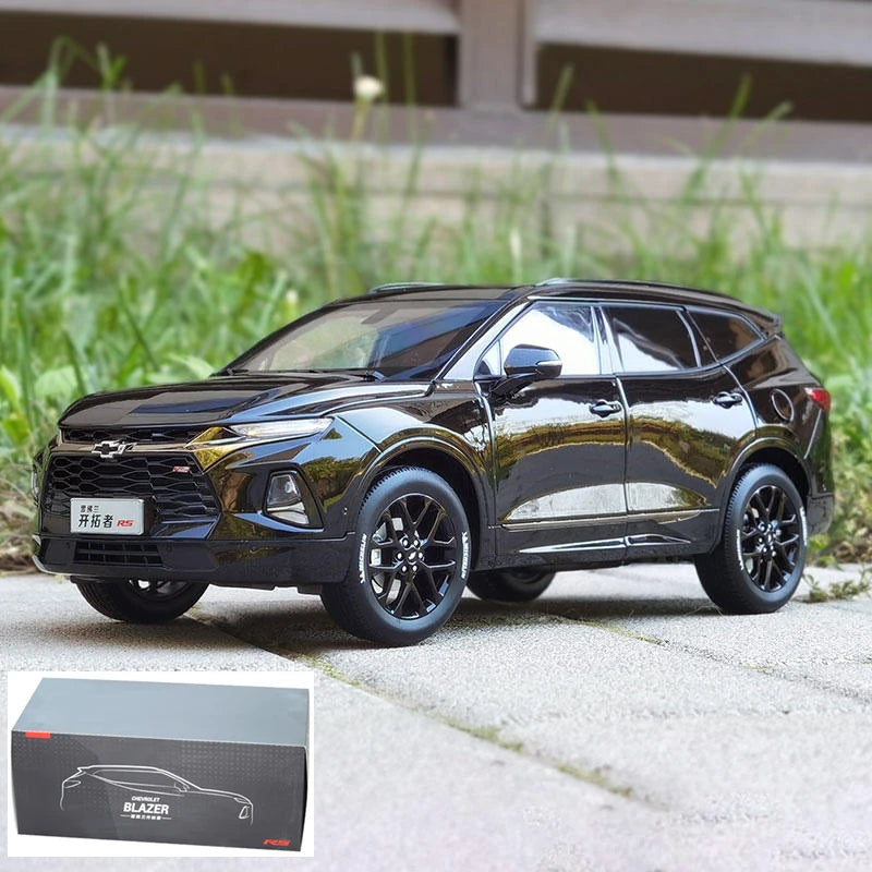 1:18 Chevrolet Blazer