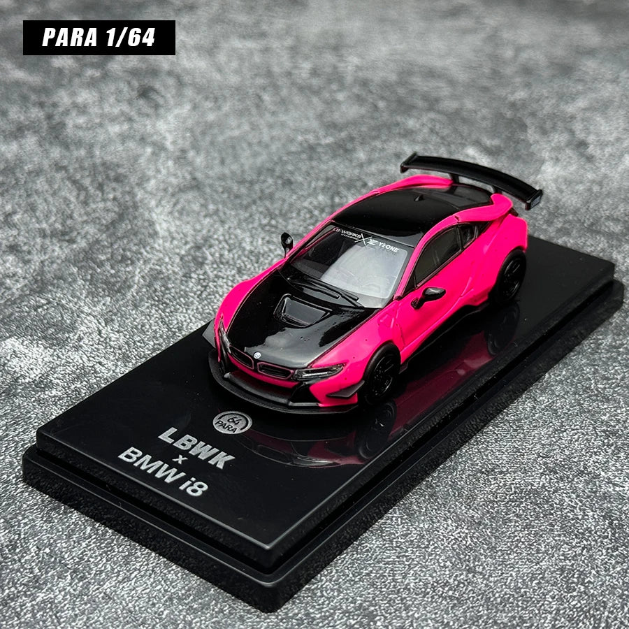 1:64 BMW i8