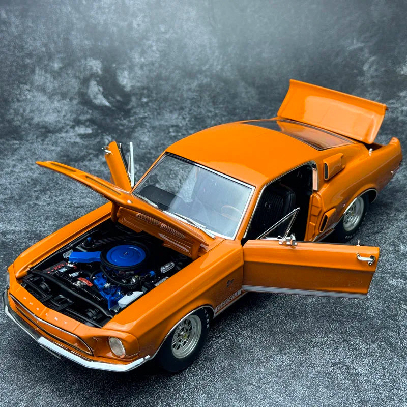 1:18 Ford Shelby GT500 KR 1968