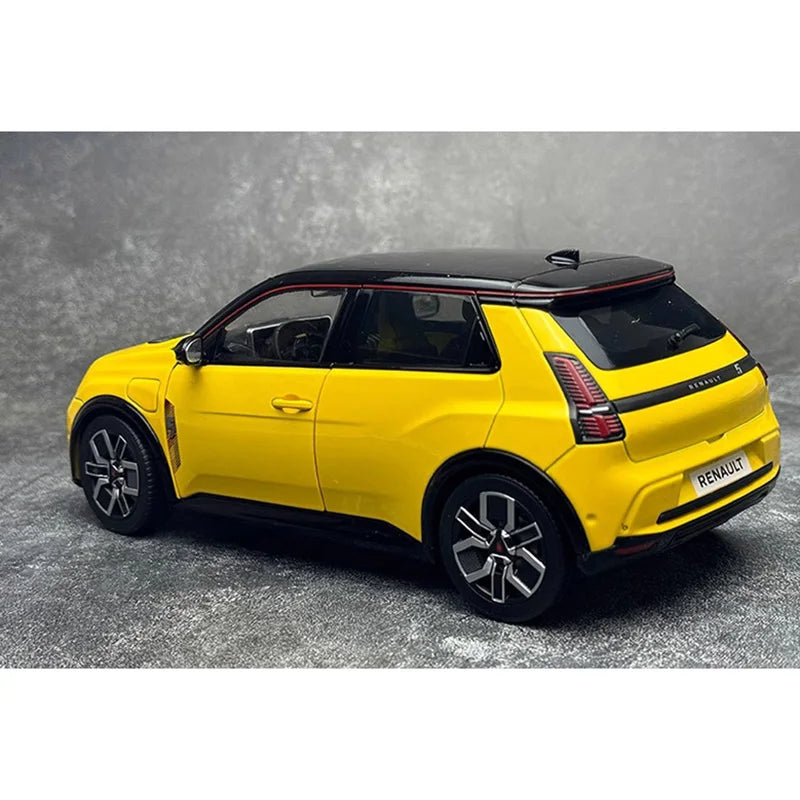 1:18 Renault R 5 E-Tech 2024