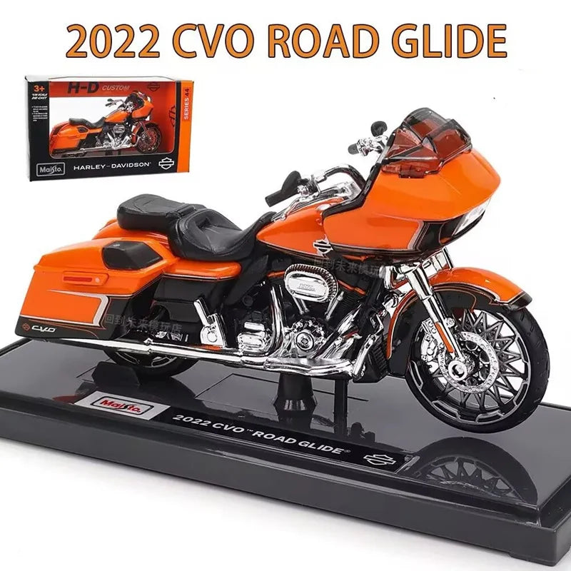 1:18 Harley CVO Road Glide 2018