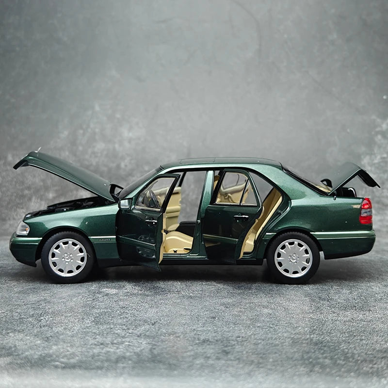 1:18 Mercedes-Benz C-Class 1993