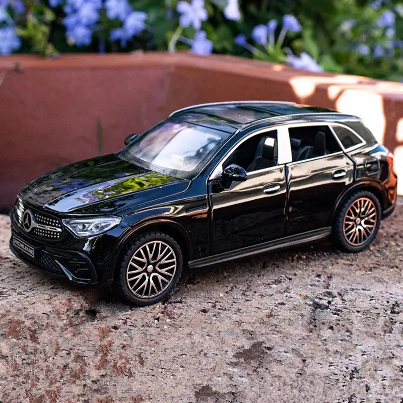 1:32 Mercedes-Benz GLC 400