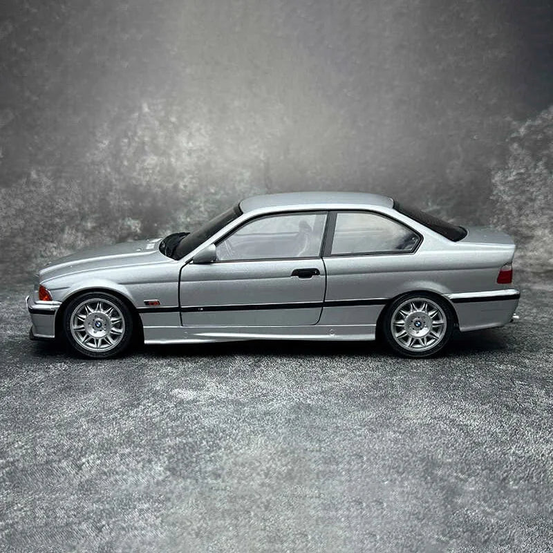 1:18 BMW M3 E36 COUPE 1990