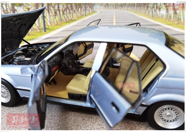 1:18 BMW 7 Series E32 730i 1986