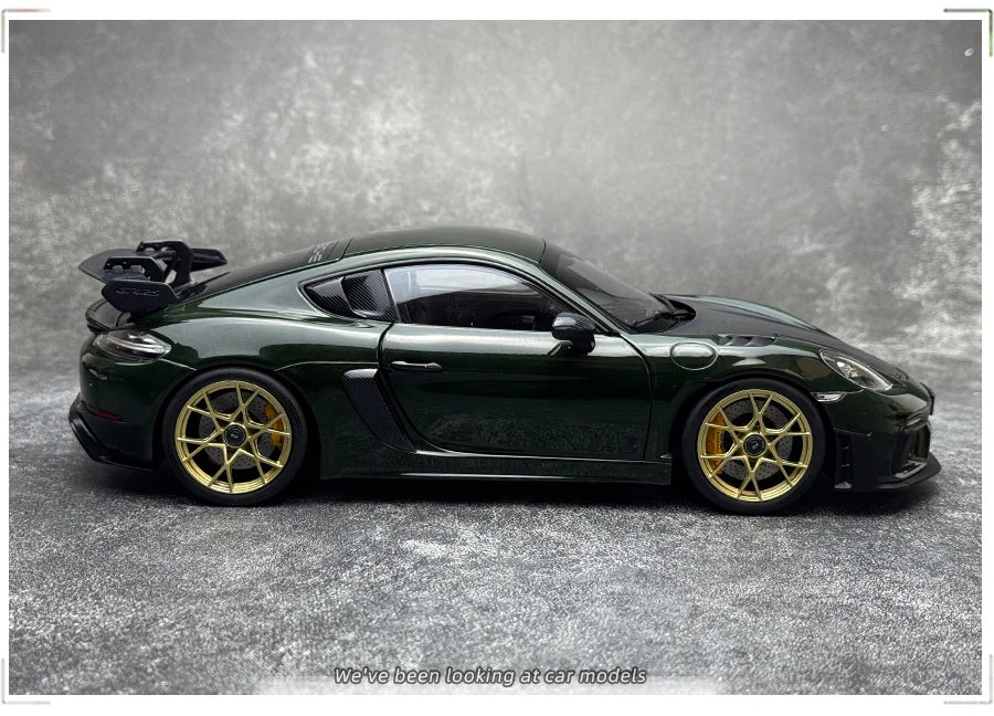 1/18 Porsche 718 Cayman GT4 RS Weissach Pack 2023
