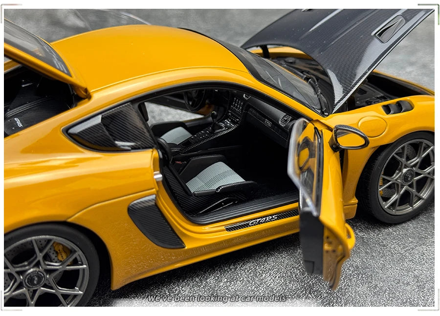 1/18 Porsche 718 Cayman GT4 RS Weissach Pack 2023
