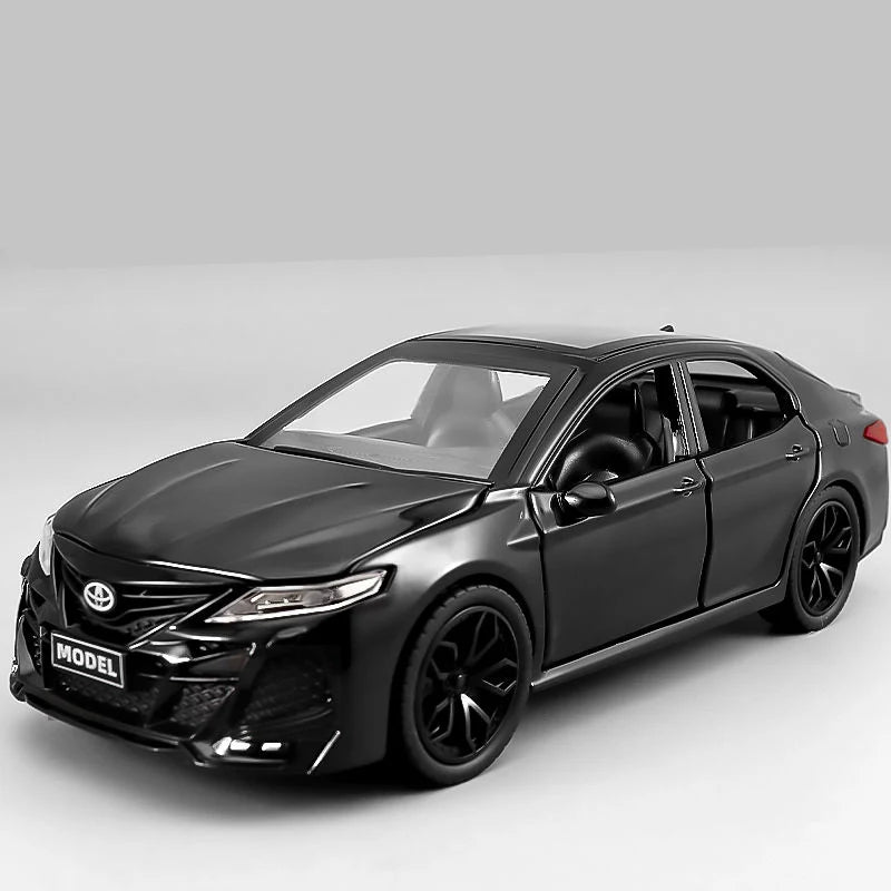 1:24 Toyota Camry