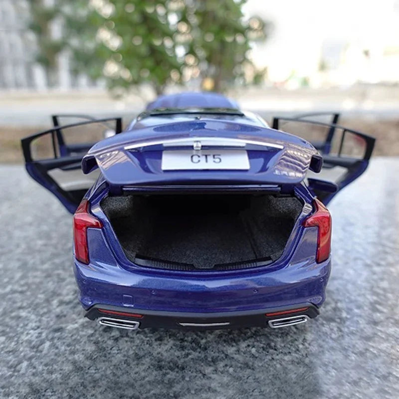 1:18 Cadillac CT5 2021