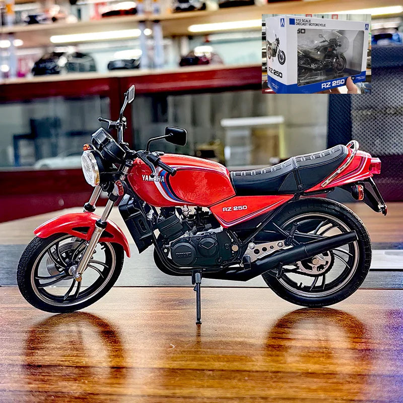 1:12 YAMAHA RZ250 RD250LC