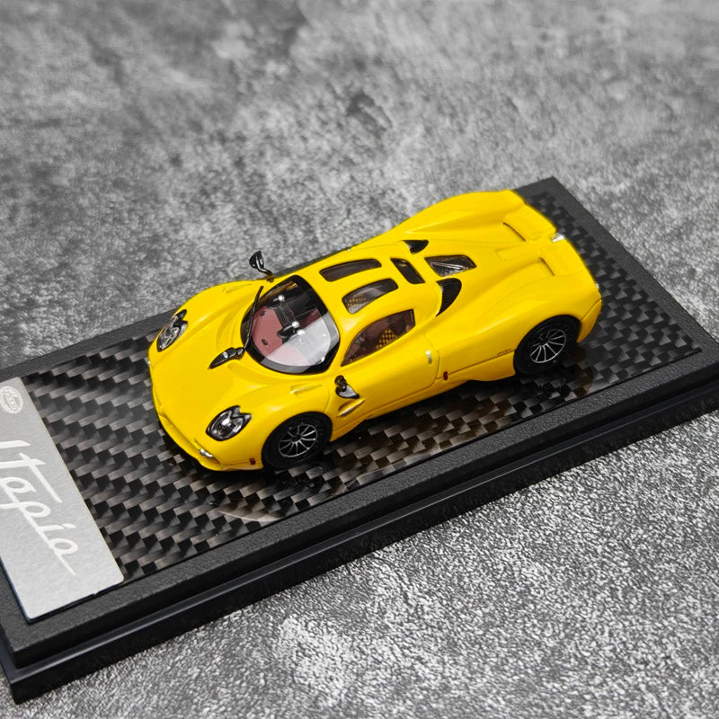 1:64 Pagani Utopia
