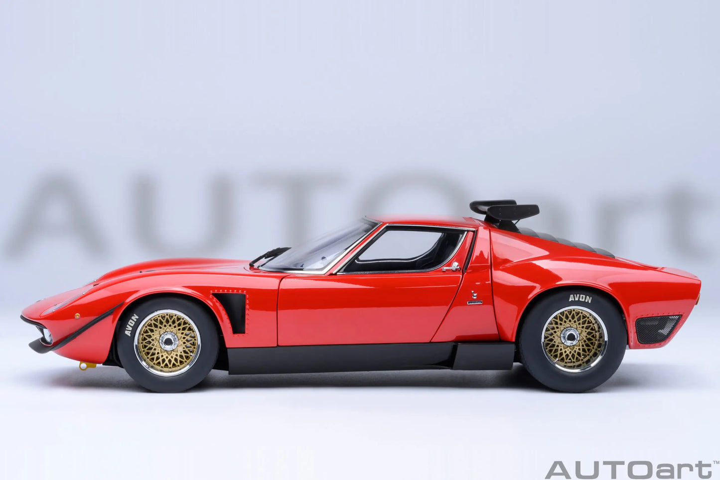 1:18 LAMBORGHINI MIURA SVR "JOTA"