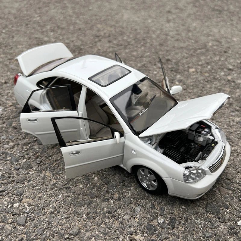 1:18 Buick Excelle GT