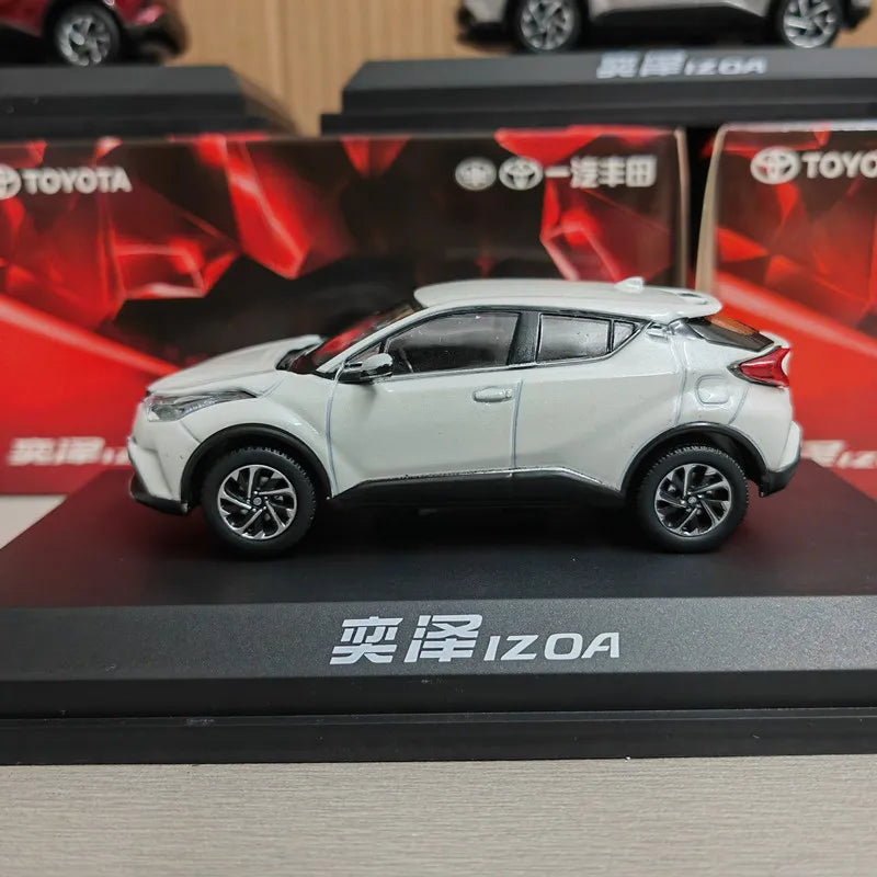 1:43 Toyota IZOA