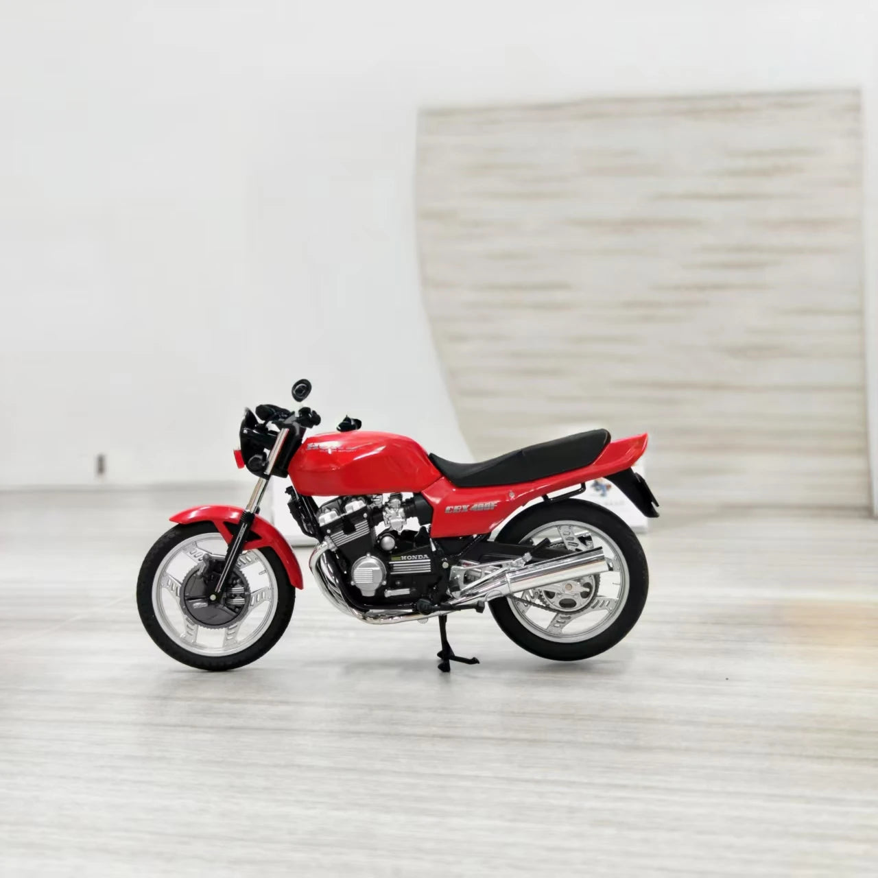 1:12 Honda CBX400F
