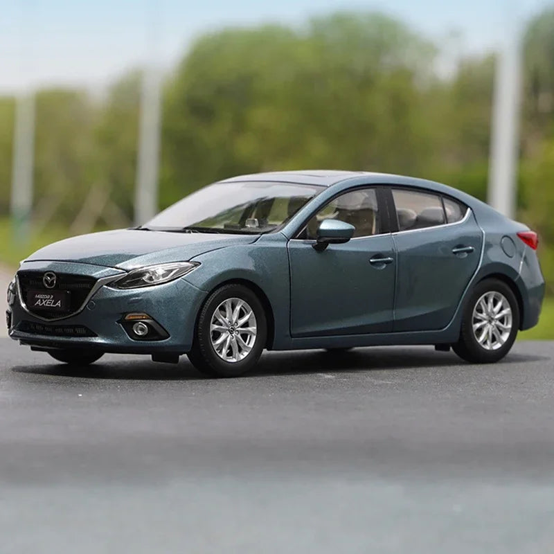 1:18 Mazda 3 Ankesai Lama 3 AXELA