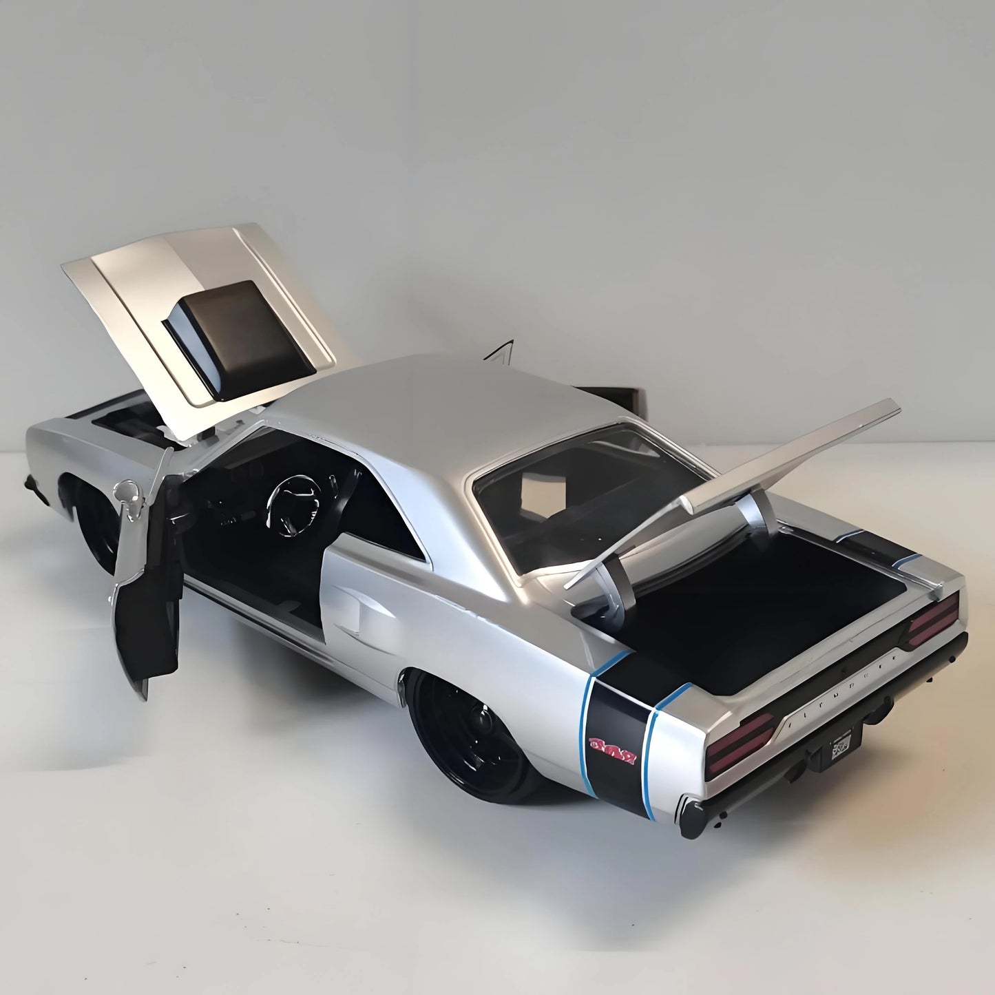 1:24 Plymouth Road Runner 1970