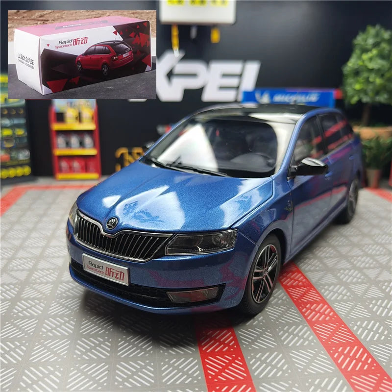 1:18 SKODA Rapid Spaceback