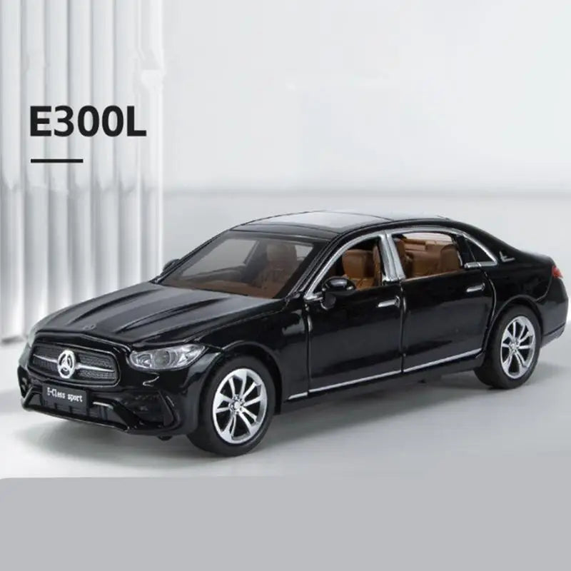 1:32 Mercedes-Benz E-Class E300 L