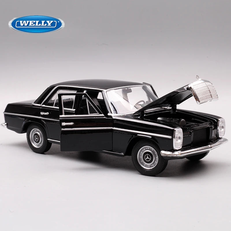 1:24 Mercedes-Benz 220