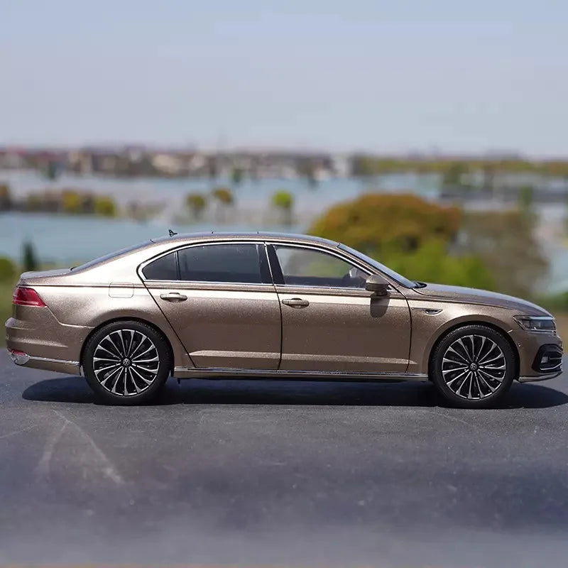 1:18 Volkswagen Phideon 2021