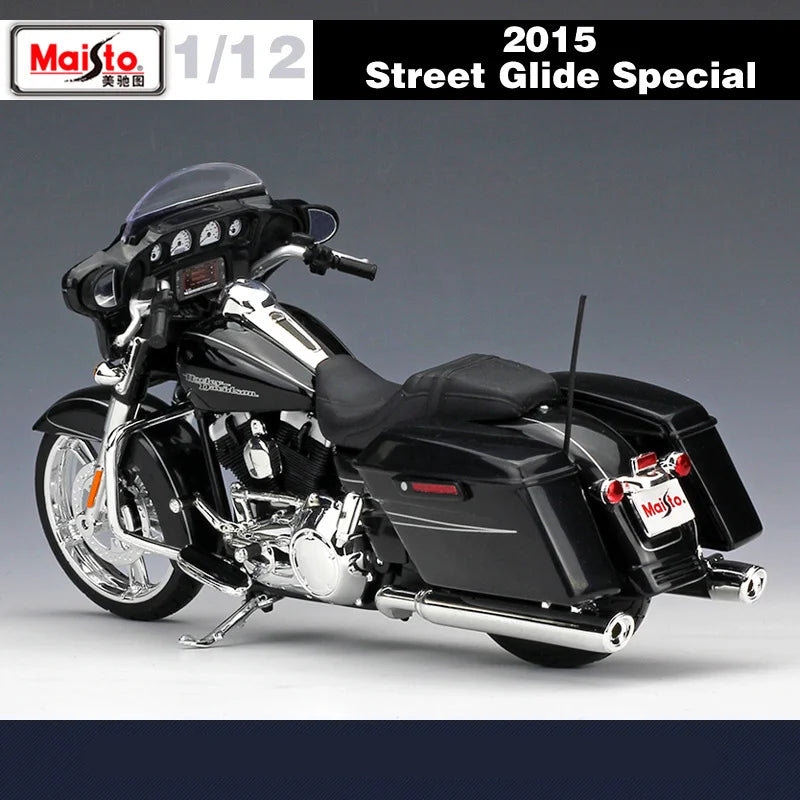 1:12 Harley 2015 Street Glide Special
