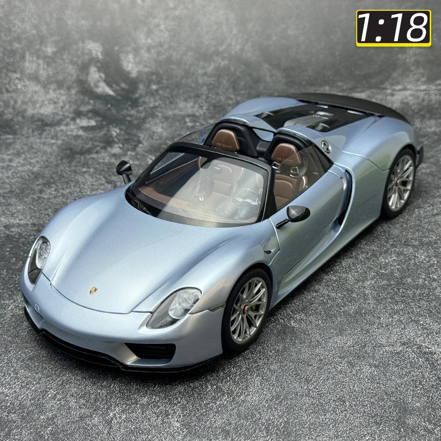 1:18 Porsche 918 Spyder Weissach Package