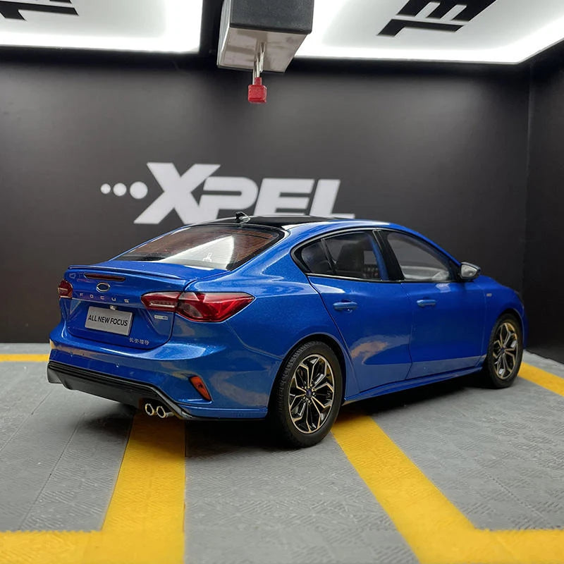 1:18 Ford Focus