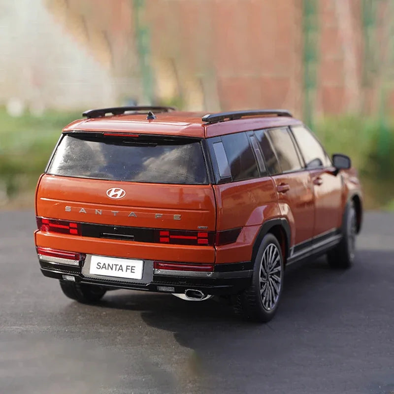 1:18 Hyundai Santafe