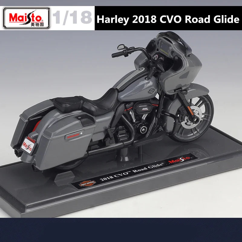1:18 Harley 2018 CVO Road Glide