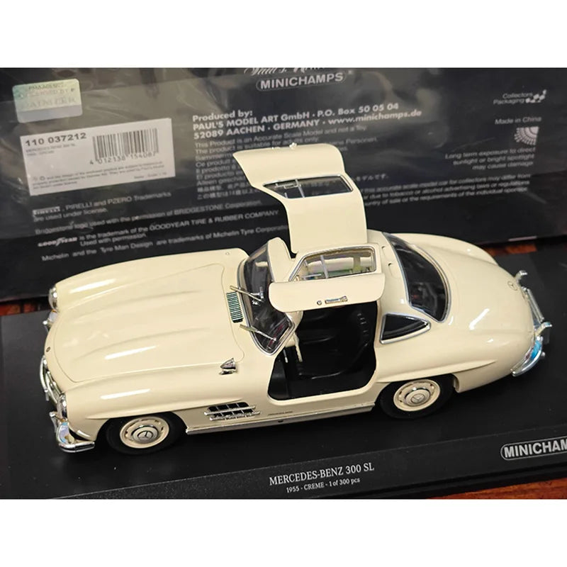1:18 Mercedes-Benz 300SL COUPE W198