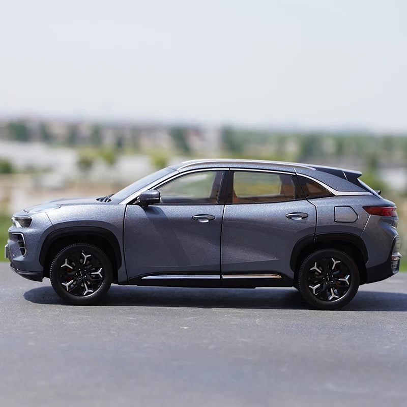 1:18 Chery EQ7 EV