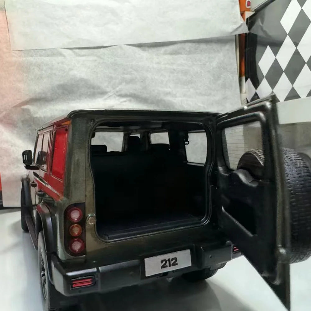 1:18 BAIC 212 (BJ212)